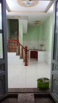 The whole place was rented near Metro District 12, near the market, at their school.
