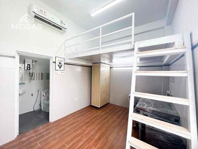 The suspended room is only 3x - free at - right near the university.