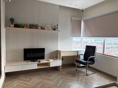 Lữ Gia Plaza-Thirty. 3 Bedroom Full High interior, 98 meters 2 for 15 million a month.