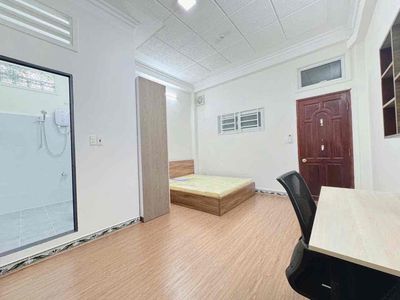 Rent the apartment full of furniture, room available, one year down.