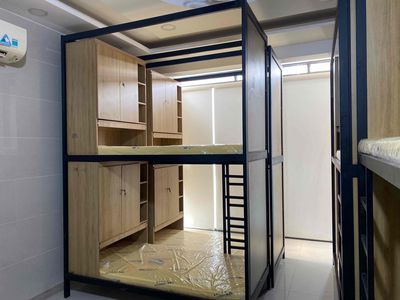 To rent a murder hostel.