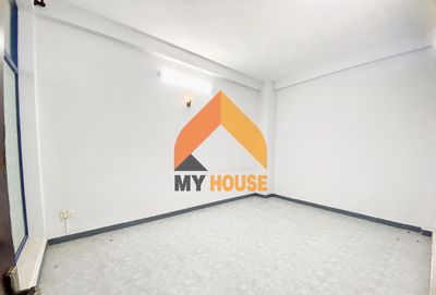 Oh, my God! The nice ones are rented right here at the villa An Phú District 2500 M2000