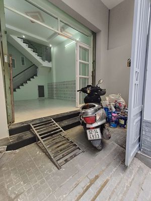 New house fixes the 28th tunnel near Linh Đông. One foot, two bedrooms, two bathrooms.