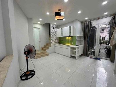 Nguyễn Trọng Tuyển base 4 floors 3 bedroom 3 toilets only 14 million