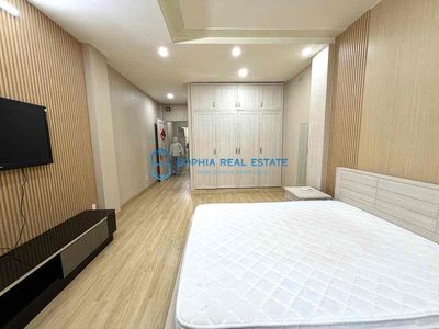 Nice place like Homesfinger! 5 rooms, Full Home - parking lot