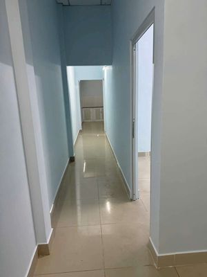 1-Deded housing in front of 8 M car left in the house