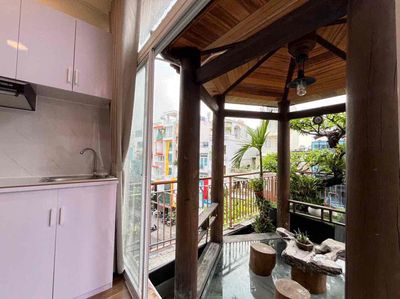 7 million and 5 owned apartment 1 bedroom/bc located on Tô Hiến Thành.