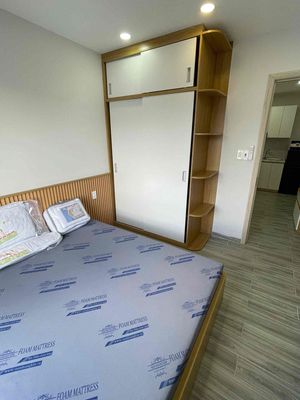 Renting a brand new mini apartment, one bedroom, one living room.