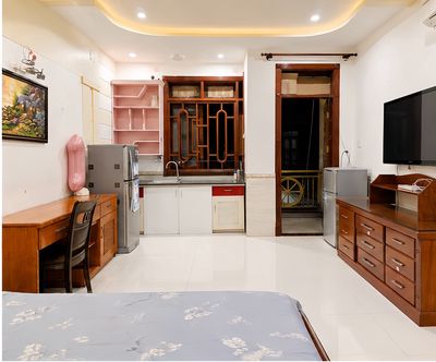 Rent a mini 40-foot-free balcony near a four-lq-cm.