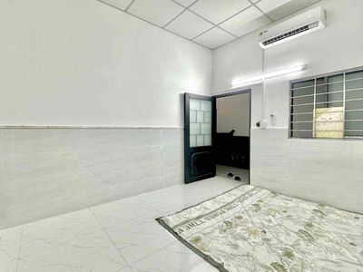 Nice room large interior right vhu, huit, aeon mall