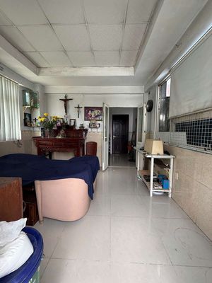 Nice four bedrooms-- five toilets-- interior-- 8 M-- just 10 million a month.