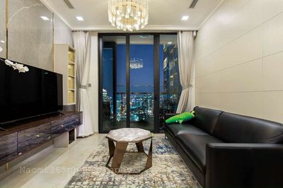 Rent the 1st county apartment. Vinhomes Golden River BaSon rents a bedroom.