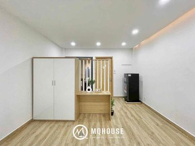 The new apartment is located near the University of Charitable Literature, New Year's Business University.