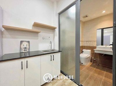 The new apartment is located near the University of Charitable Literature, New Year's Business University.