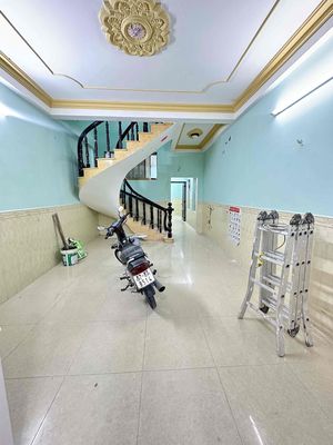 4 x 14mm 1st floor - Squire Court (2 bedroom 2 toilets) 4 meters down. 1/ Bình Trị Đông, Bình Tân