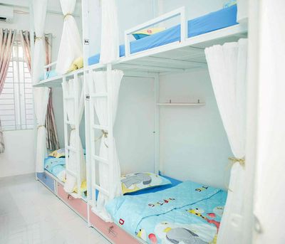 Women's room, clean and clean. District 10