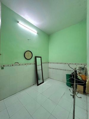 Rent 8 million-three bedrooms-- Hương Lộ 2-- Bình Trị Đông pine
