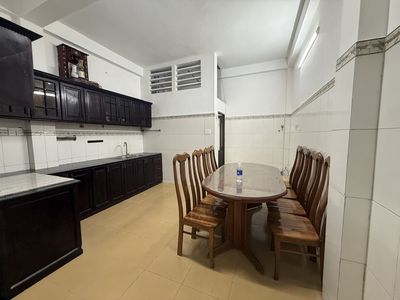 It's the owner who rents the cash house at 54, Bàu Cát 2, P. Tân Bình