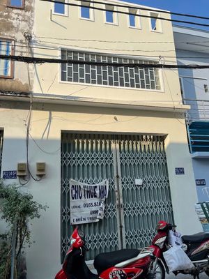 The full Hương Lộ 2 rental house, the car alley, the empty house.