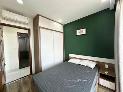 Rent a three-room apartment. Two toilets. near the Park of Jah