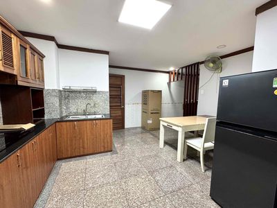 Rent apartment halg1 3 bedrooms, 3 bathrooms right next to Lotte mart District 7