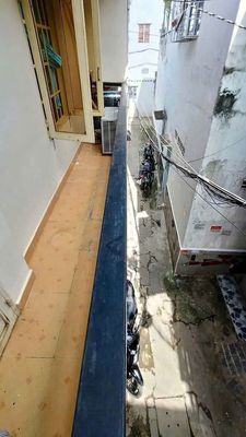 Rent Nguyễn Văn Lượng-- 6 million a month.