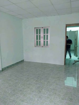 The alleyhouse is parked at Phan Huy Ích 4 x 18 meters 1 .2-story bedroom