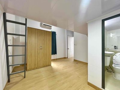 rent a new guard room and open open open windows in  cmt8 full interior