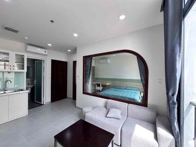apartment one high-level balcony bedroom in the D. Nguyễn Thị Minh Khai District 1