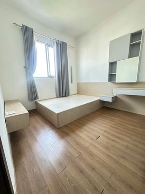 The Ruby apartment cost only 10 million bedrooms. Two toilets with ntcbs, nice interior view.