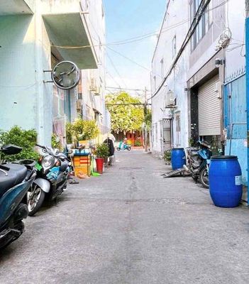 11.5 million .4 bedrooms are good for oil mounds - Tân Quý, Tân Phú
