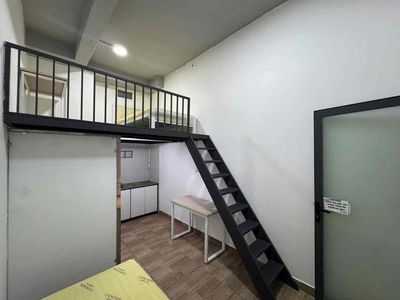 Rent two sleeping places near tdtu, ou, ten minutes' ride