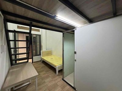 Rent two sleeping places near tdtu, ou, ten minutes' ride