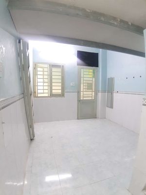 Rent room for the old 2nd district.