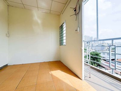 To rent rooms away from the University of Honor winning 500 M
