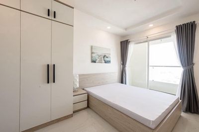 Rent an apartment three terria, 1,2,3 bedrooms 18 million a month.