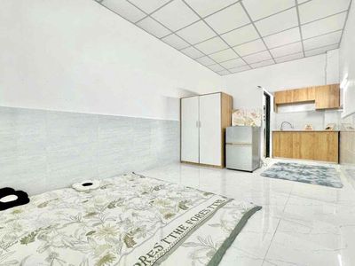 Rent the Royal Price Room near the Office of the Constitutional Office of Sen 11th.