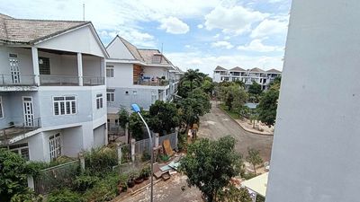 50 percent of the rent rate for the service apartment - the raft writer
