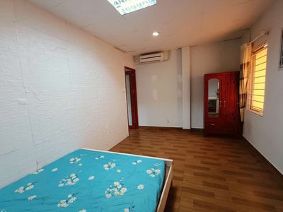 50 percent of the rent on the service apartment -Trần Trọng Cung district 7