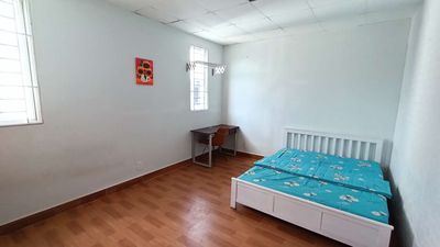 50 percent of the rent on the service apartment -Trần Trọng Cung district 7