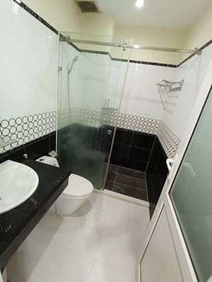 50 percent of the rent on the service apartment -Trần Trọng Cung district 7