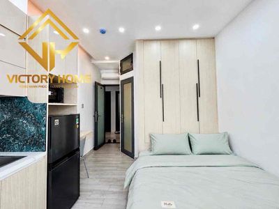 For renting the Royal Guard, Full Seven Highs only six million a month.