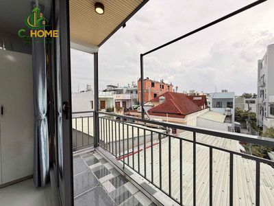 The new apartment is full of furniture - the balconies are Nguyễn Thái Sơn.
