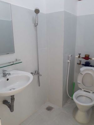 Hotel 16 M2 Lê Trọng Tấn,