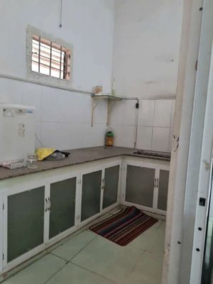 Rent a seven-foot house. Car road area 7 x17 - bedroom 1 toilet