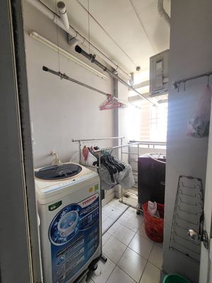 Rent a room for seniors in the Central City apartment