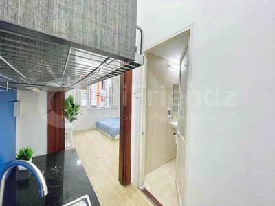 Rent the Guardian a kitchen room, Full Seven near Blue House.