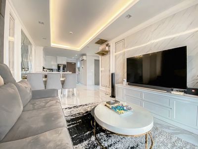 Rent the sunise City Guardian. One bedroom. Two bedrooms.