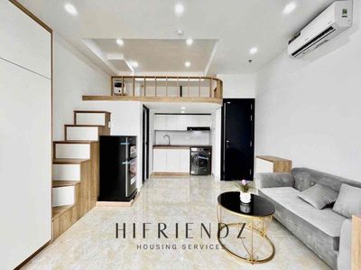 The new mini building is full of new furniture. Lê Văn Quới is a new one.