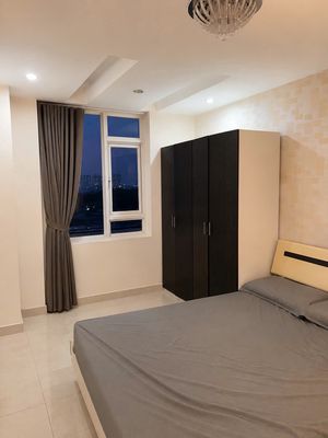 Rent the Hồng Lĩnh Plaza-- 2 bedrooms 2 M.E. Full interior 10 million.